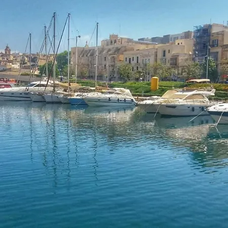 !! !! Marina !! Three Cities , Valletta